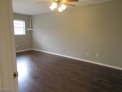 10022 Oxfordshire Ln 201, Fort Myers FL - photo 8 of 16