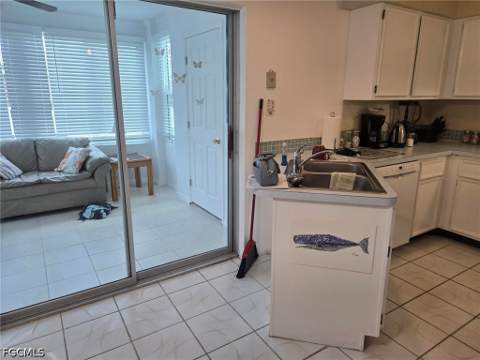 7400 College Pkwy 74D, Fort Myers FL - photo 13 of 36
