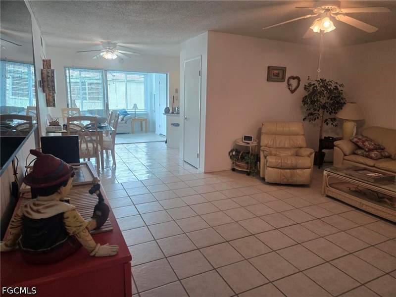 2 bedroom Condominium at 7400 College Pkwy 74D, Hidden Gardens, Fort Myers — photo 4
