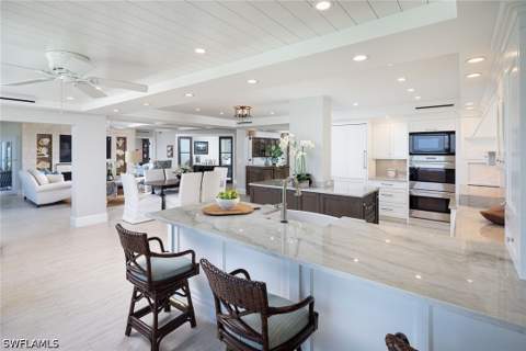 1285 Gulf Shore Blvd N 3B, Naples FL - photo 12 of 41