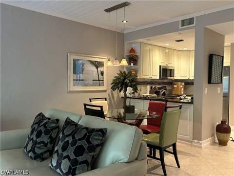 3321 Olympic Dr 625, Naples FL - photo 7 of 19