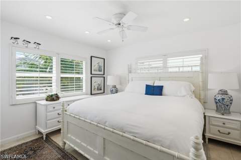 285 8th Ave S 285, Naples FL - photo 8 of 13