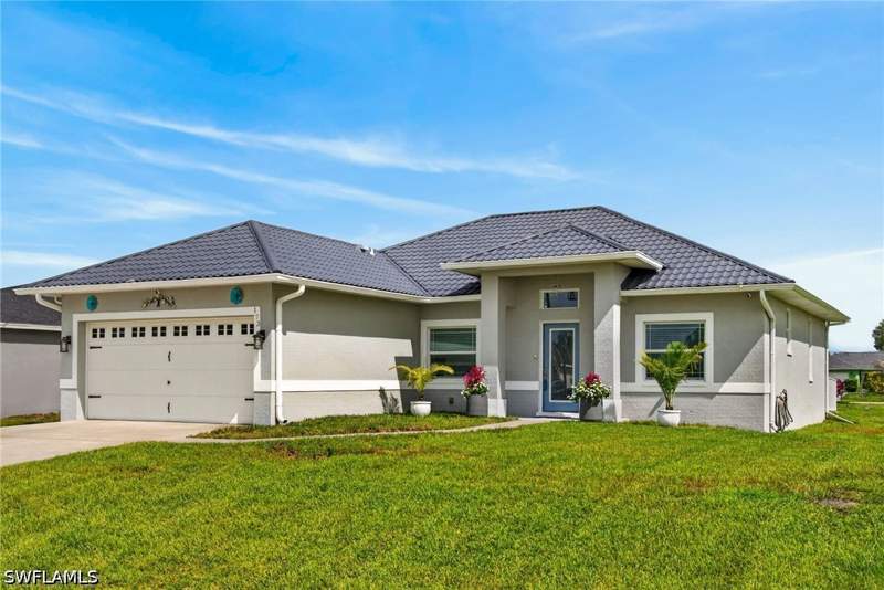 3 bedroom SingleFamilyResidence at 173 Peerless St, Lehigh Acres, Lehigh Acres — photo 2