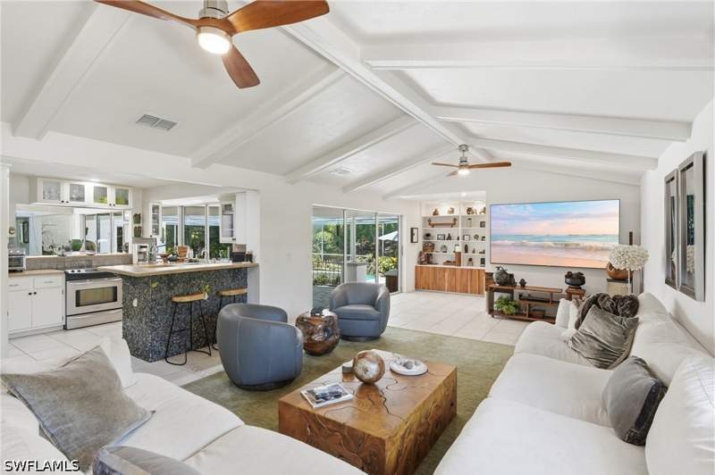 4 bedroom SingleFamilyResidence at 799 S Barfield Dr, Caxambas, Marco Island — photo 4
