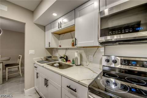 2544 1st St 107, Fort Myers FL - photo 21 of 30