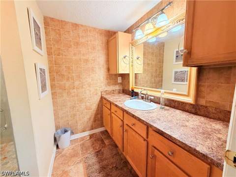 3322 N Key Dr 1, North Fort Myers FL - photo 15 of 25