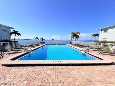 3322 N Key Dr 1, North Fort Myers FL - photo 23 of 25