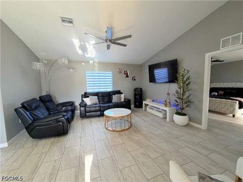 100 NW 13th Pl, Cape Coral FL - photo 8 of 28