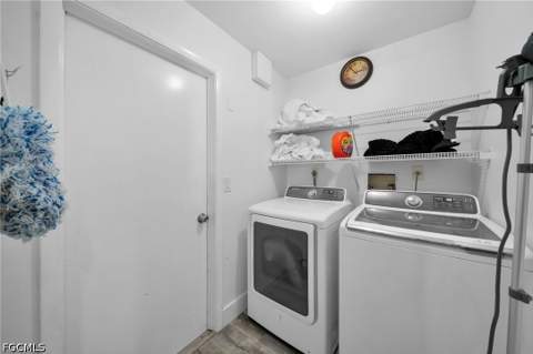 203 SE 16th Ter, Cape Coral FL - photo 15 of 24