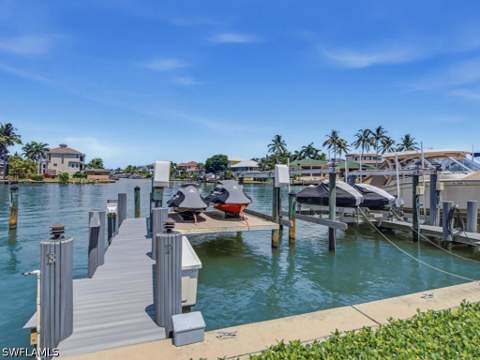 11030 Gulf Shore Dr 503, Naples FL - photo 13 of 20