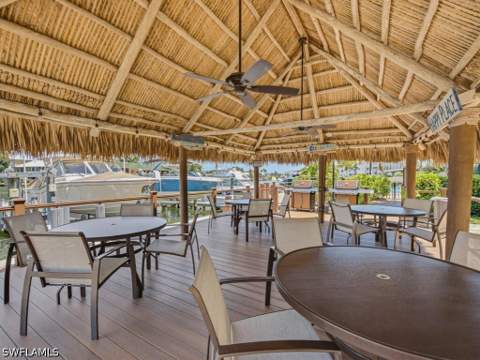 11030 Gulf Shore Dr 503, Naples FL - photo 17 of 20