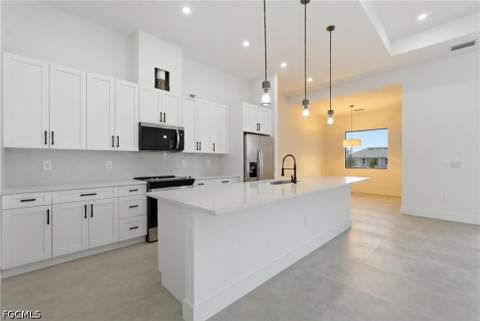 227 NE 15th St, Cape Coral FL - photo 16 of 41