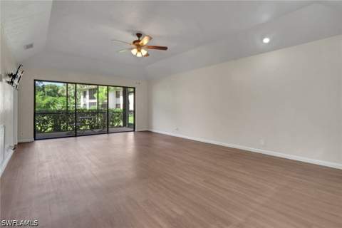 1833 Courtyard Way 106, Naples FL - photo 13 of 33