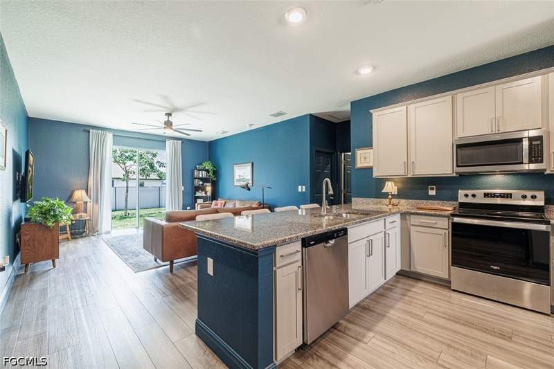 3 bedroom SingleFamilyResidence at 3083 NW 4th Pl, Cape Coral, Cape Coral — photo 2