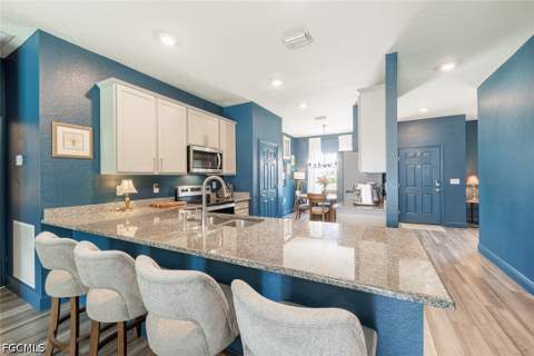 3083 NW 4th Pl, Cape Coral FL - photo 8 of 25