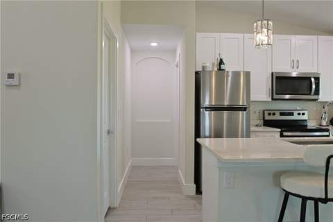 2115 Bahama Ave, Fort Myers FL - photo 10 of 32