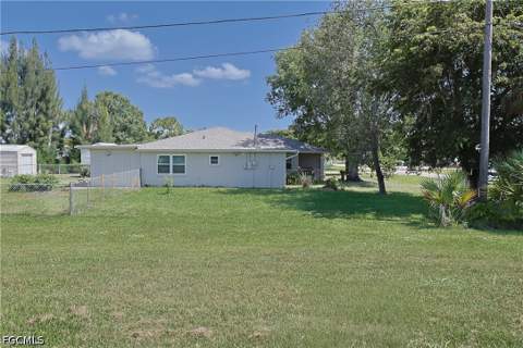 2115 Bahama Ave, Fort Myers FL - photo 23 of 32