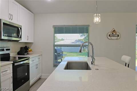 2115 Bahama Ave, Fort Myers FL - photo 8 of 32