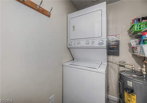 284 Blue Spring Ter, North Fort Myers FL - photo 12 of 42