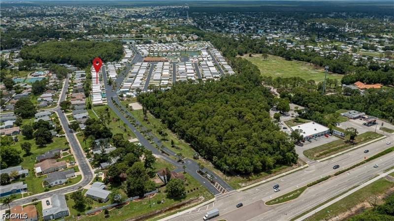 1 bedroom ManufacturedHome at 284 Blue Spring Ter, Fountain View Rv Resort, North Fort Myers — photo 4