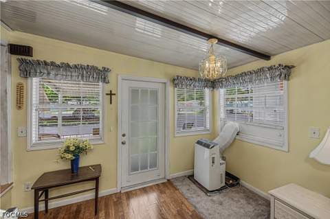 284 Blue Spring Ter, North Fort Myers FL - photo 8 of 42