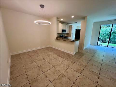15850 Portofino Springs Blvd 106, Fort Myers FL - photo 8 of 41