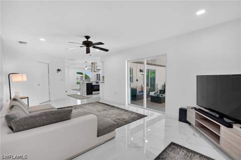 6055 Macbeth Ln, Fort Myers FL - photo 16 of 43