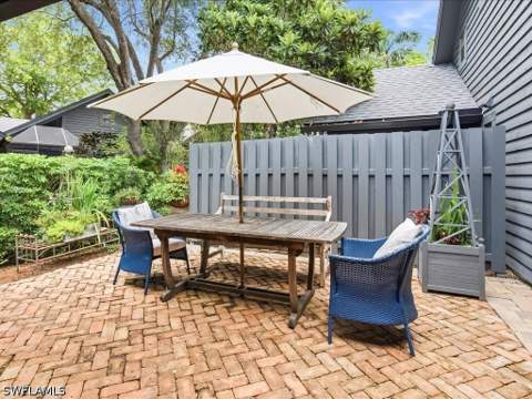 1337 Solana Rd, Naples FL - photo 11 of 24