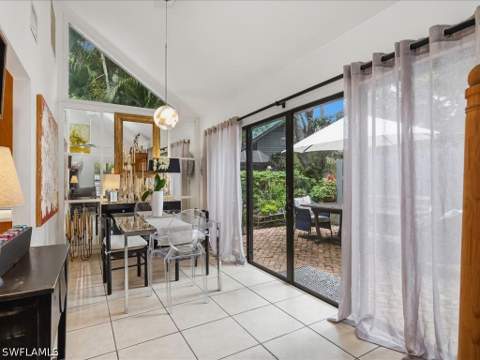 1337 Solana Rd, Naples FL - photo 7 of 24