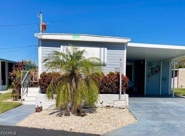 2 bedroom ManufacturedHome at 54 Channel Ln, Orange Harbor Mobile Home Park, Fort Myers — photo 3