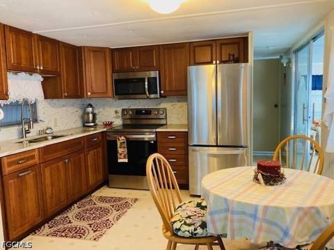 54 Channel Ln, Fort Myers FL - photo 6 of 16