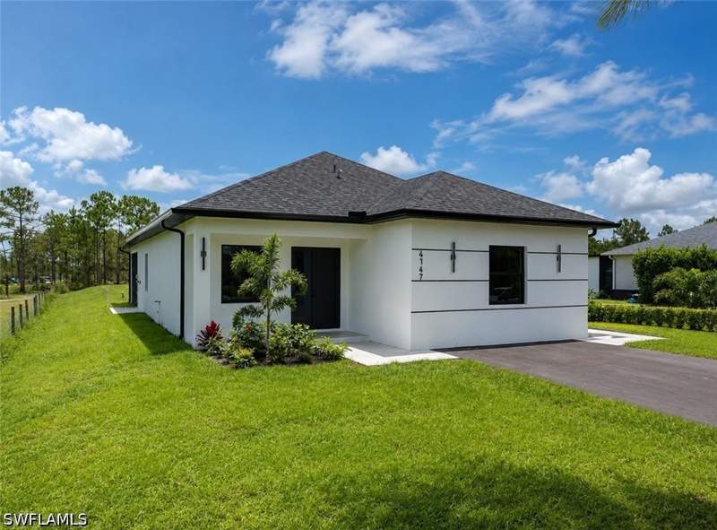 4 bedroom SingleFamilyResidence at 4147 64th Ave NE, Golden Gate Estates, Naples — photo 3