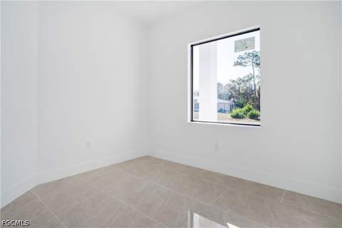 1112 Calvin Ave, Lehigh Acres FL - photo 19 of 44