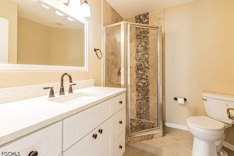 9275 Lake Park Dr 204, Fort Myers FL - photo 11 of 25