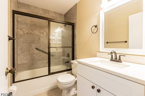 9275 Lake Park Dr 204, Fort Myers FL - photo 15 of 25