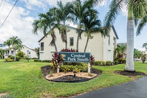 9275 Lake Park Dr 204, Fort Myers FL - photo 23 of 25