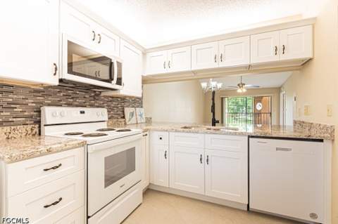 9275 Lake Park Dr 204, Fort Myers FL - photo 6 of 25