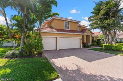 5005 Old Pond Dr, Naples FL - photo 6 of 38