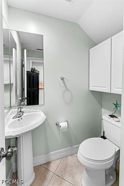 16010 Via Solera Cir 104, Fort Myers FL - photo 19 of 47