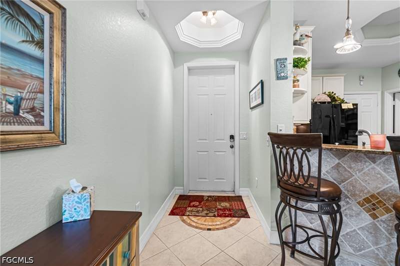 3 bedroom Townhouse at 16010 Via Solera Cir 104, Sail Harbour, Fort Myers — photo 4