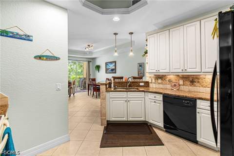 16010 Via Solera Cir 104, Fort Myers FL - photo 6 of 47