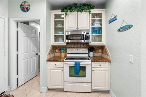16010 Via Solera Cir 104, Fort Myers FL - photo 9 of 47