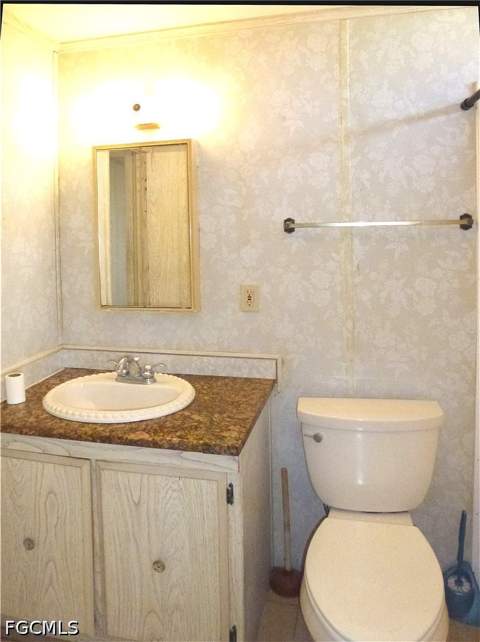2820 Breezewood Dr, North Fort Myers FL - photo 17 of 31