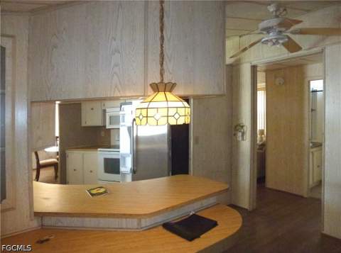 2820 Breezewood Dr, North Fort Myers FL - photo 8 of 31