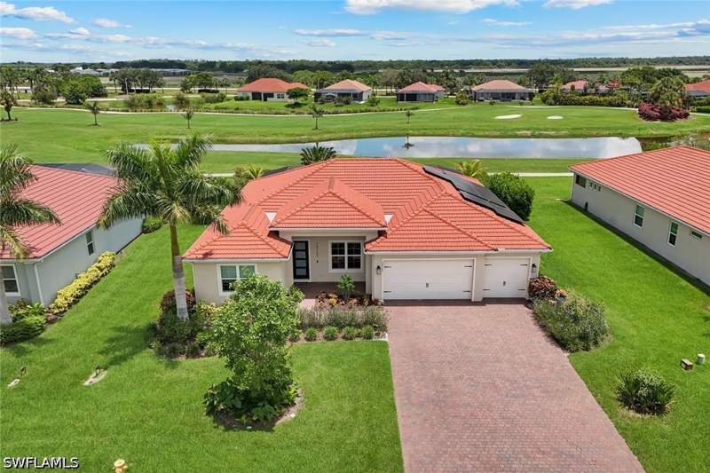 4 bedroom SingleFamilyResidence at 18725 Lake Hammock Dr, Royal Palm Golf Estates, Naples — photo 3