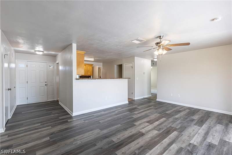 4 bedroom SingleFamilyResidence at 4009 SE 9th Ct, Cape Coral, Cape Coral — photo 4