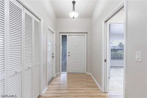 13114 Regent Cir, Fort Myers FL - photo 12 of 22