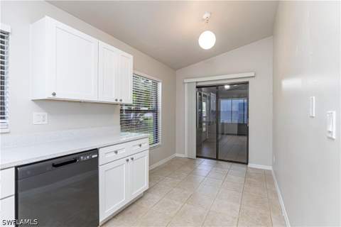 13114 Regent Cir, Fort Myers FL - photo 6 of 22