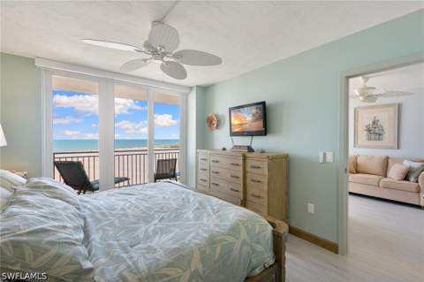 180 Seaview Ct 911, Marco Island FL - photo 13 of 37
