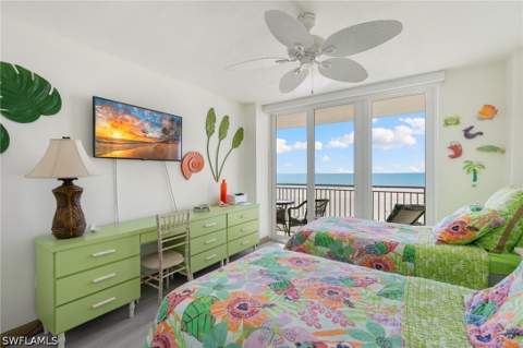 180 Seaview Ct 911, Marco Island FL - photo 18 of 37